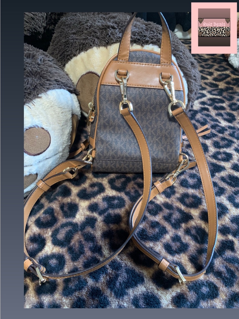 🤎🤎🤎Michael Kors Signature Brown Mini Backpack with Gold Hardware - Picture 2 of 8